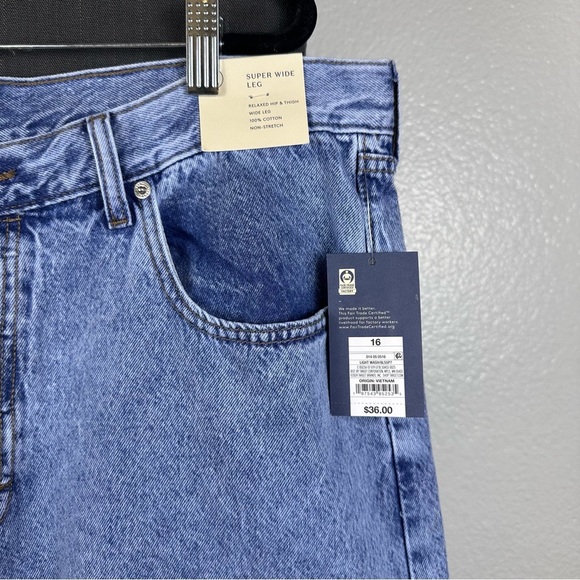 Universal Thread | Light Blue extra Wide Leg Pants - Picture 2 of 9